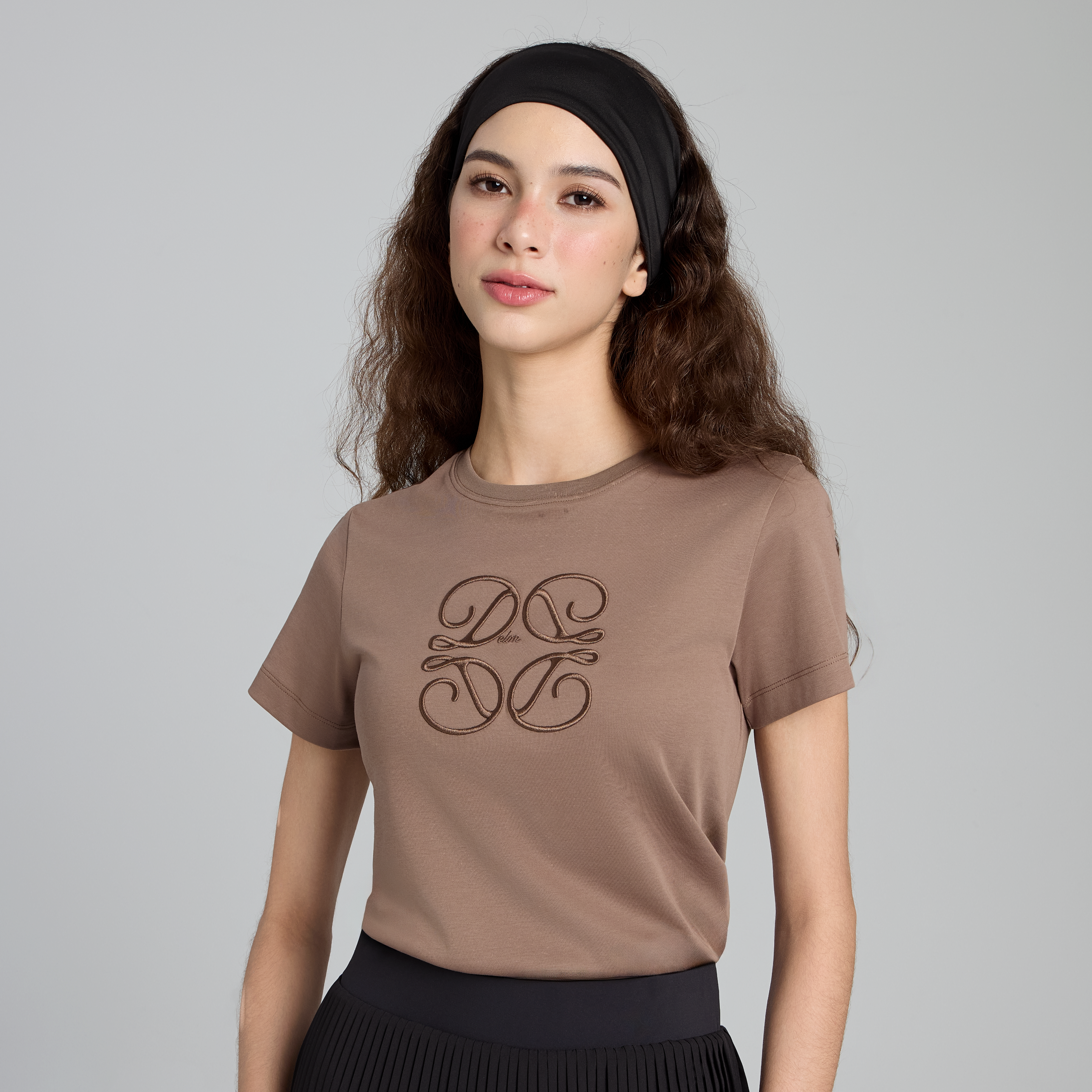 Embroidery Relaxed Short Sleeve Women Tee